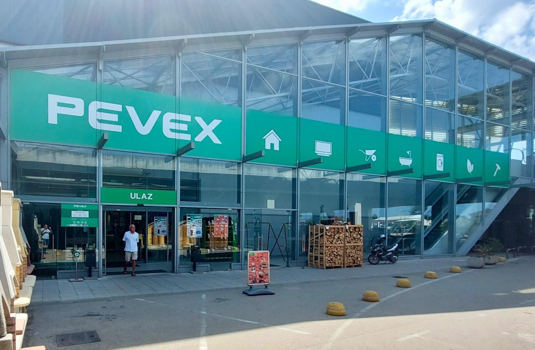 FOTO PEVEX slavi prvi rođendan aplikacije: Aktiviraj kupon i ostvari 20 posto popusta!