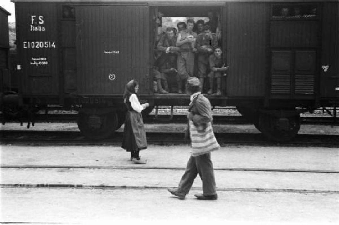 Otkriveno fotografsko blago: Pogledajte fascinante prizore života Šibenčana burne 1941. godine