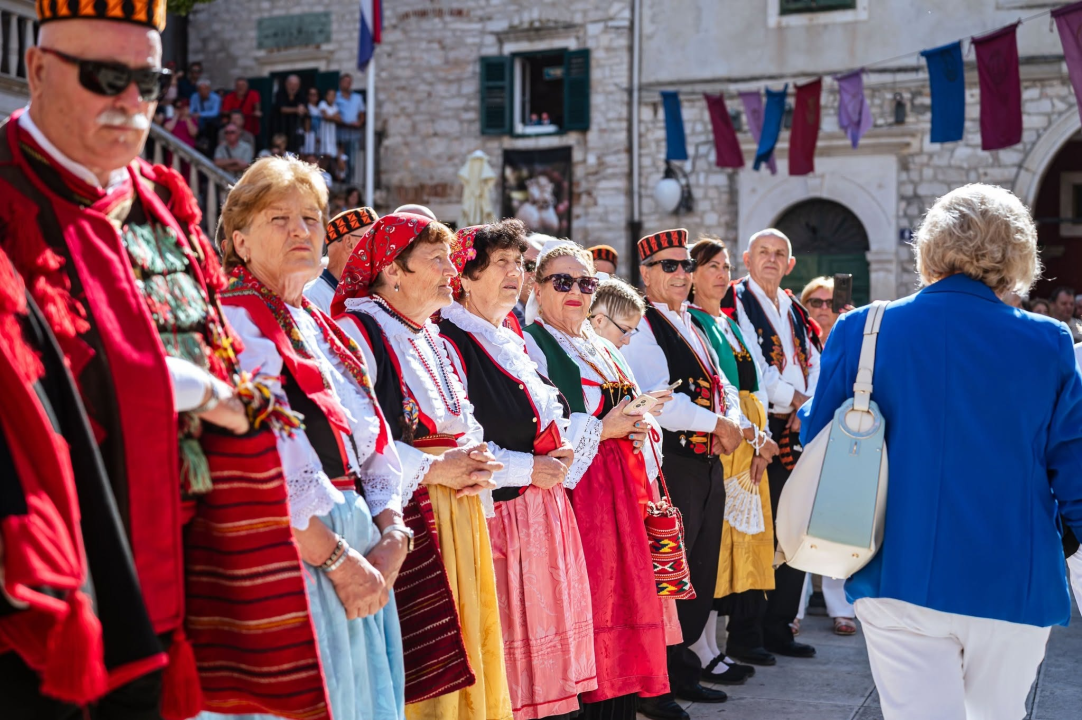 Šibenik proslavio svog zaštitnika: Održana svečana procesija i misa povodom blagdana sv. Mihovila