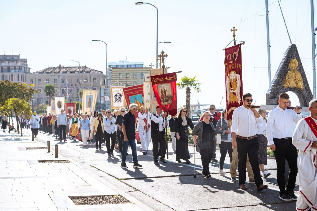 Šibenik proslavio svog zaštitnika: Održana svečana procesija i misa povodom blagdana sv. Mihovila