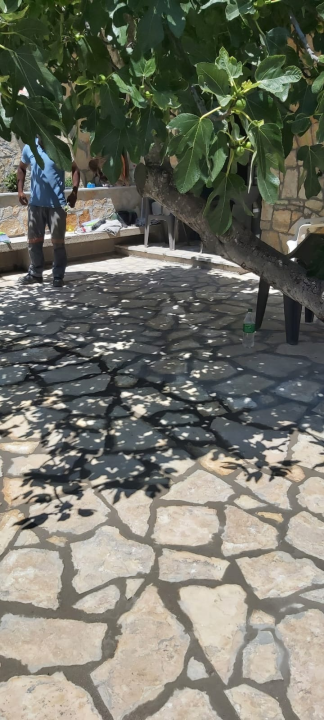 Bilo da se radi o manjoj adaptaciji ili većem građevinskom projektu, s Vitez Gradnjom nećete pogriješiti!