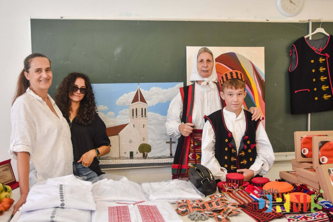 Bogatstvo tradicije i poduzetništva u Dalmatinskoj zagori: Održan Sajam proizvoda seoskih žena