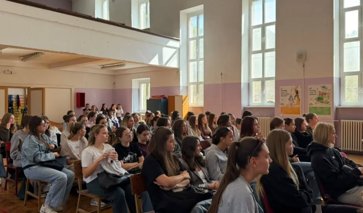 Šibenska gimnazija obilježila Ružičasti listopad