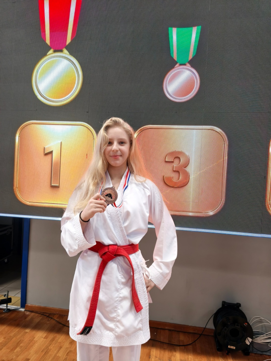 FOTO Karatisti Šibenika 1066 uzeli devet medalja u Jastrebarskom: Prvaci države Marko, Ema i Bartul