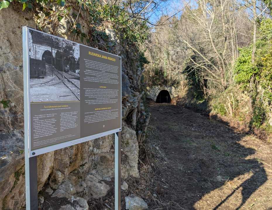 Očuvanje industrijske baštine: Uređen plato ispred ulaza u bivši rudnik u Siveriću