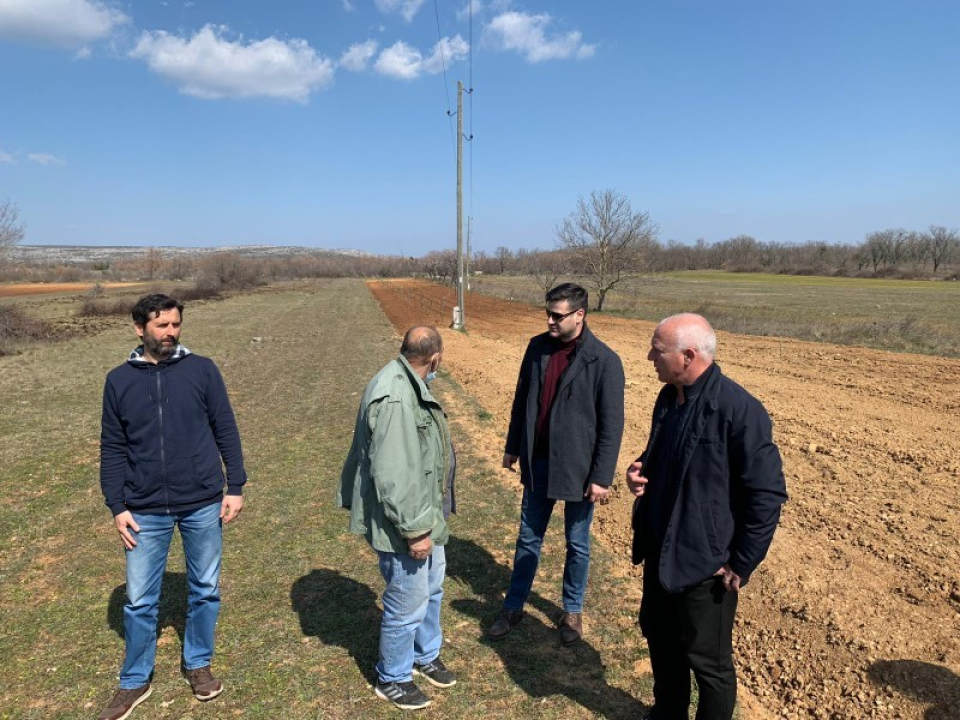 Župan obišao poljoprivrednike na području Kistanja i Đevrsaka: 'Udvostručili smo poticaje u poljoprivredi'