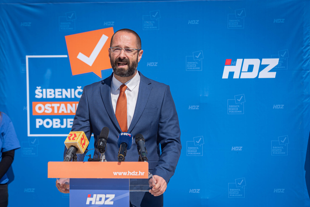 Burić i Mileta na Poljani obavili službeno predstavljanje: Burić govorio o ispunjenim obećanjima, Mileta o brojevima 