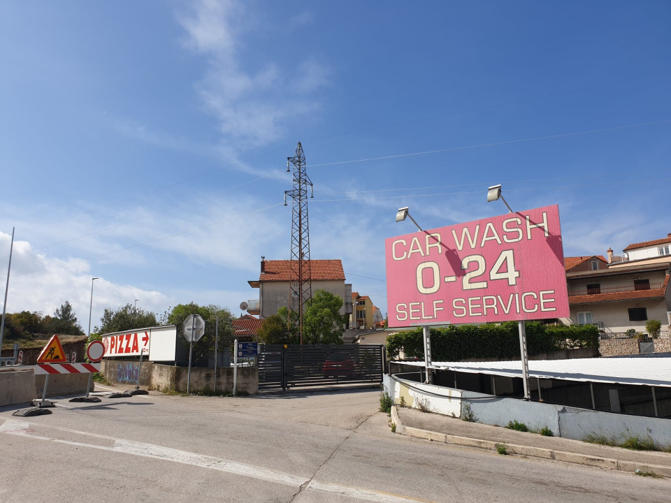 Zahrđali dalekovod koji prolazi kroz Rokiće godinama nije u funkciji, HEP: 'Uklanjanje u planu dogodine'   