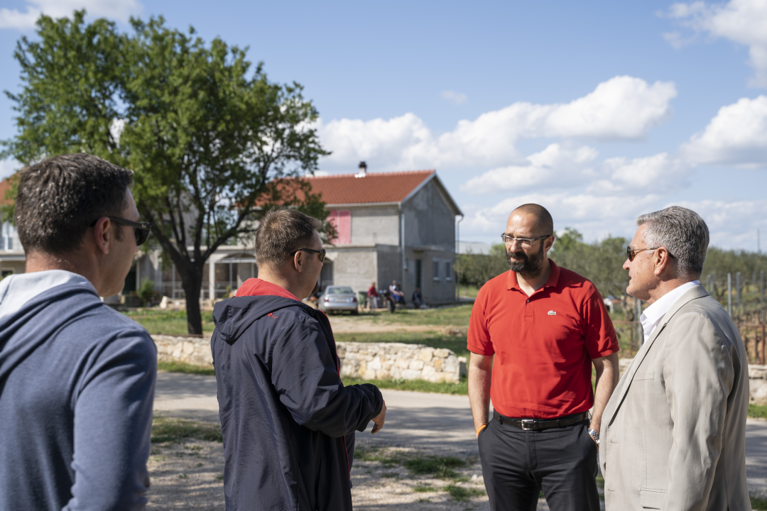 Burić i Mileta u Gorišu, Konjevratima i Lozovcu:  'Jedna od najčešćih tema u naseljima je potreba za dječjim igralištima'