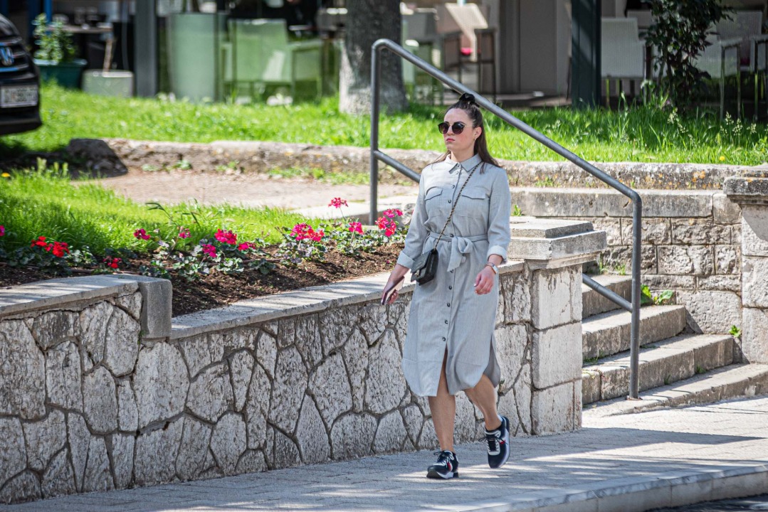 Ovotjedne vladarice modnog đira pokazale kako se nose trendi pastelni komadi  