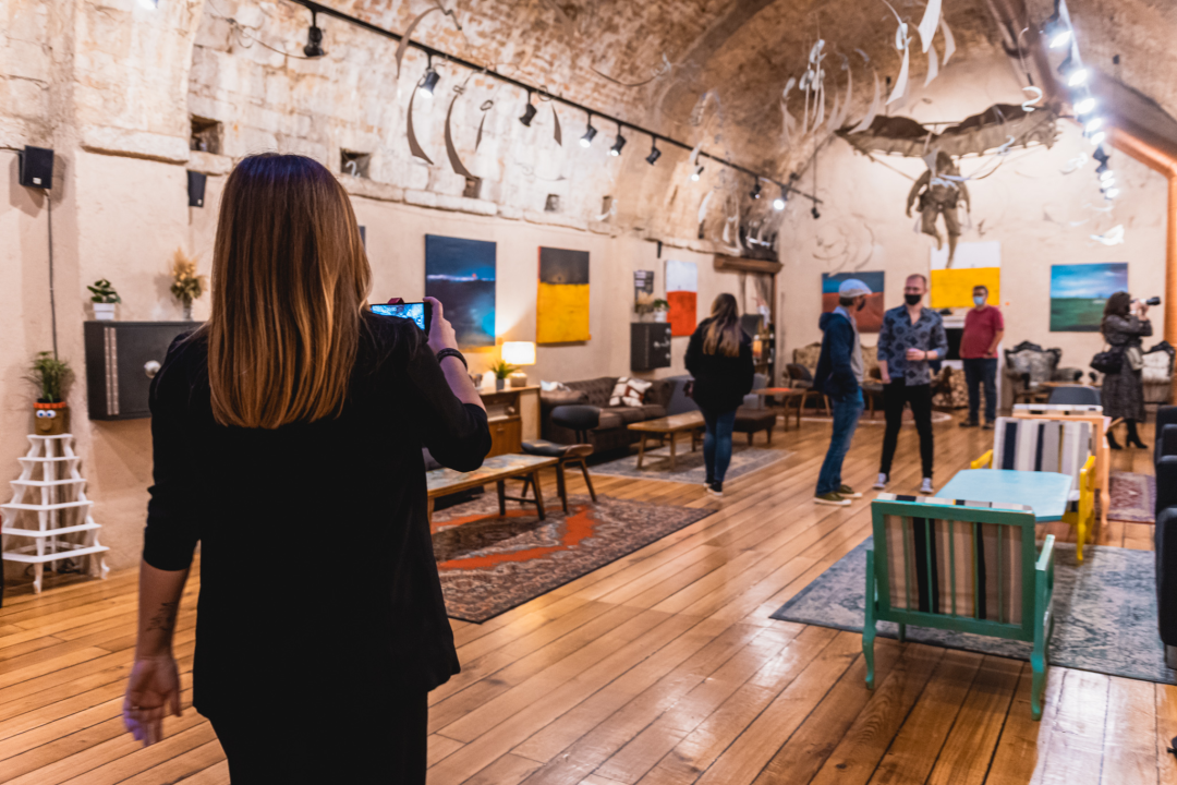 U Azimutu se izgubite u ‘Mislima’ Kristijana Gradečkog, protumačite ih prema vlastitom viđenju svijeta!