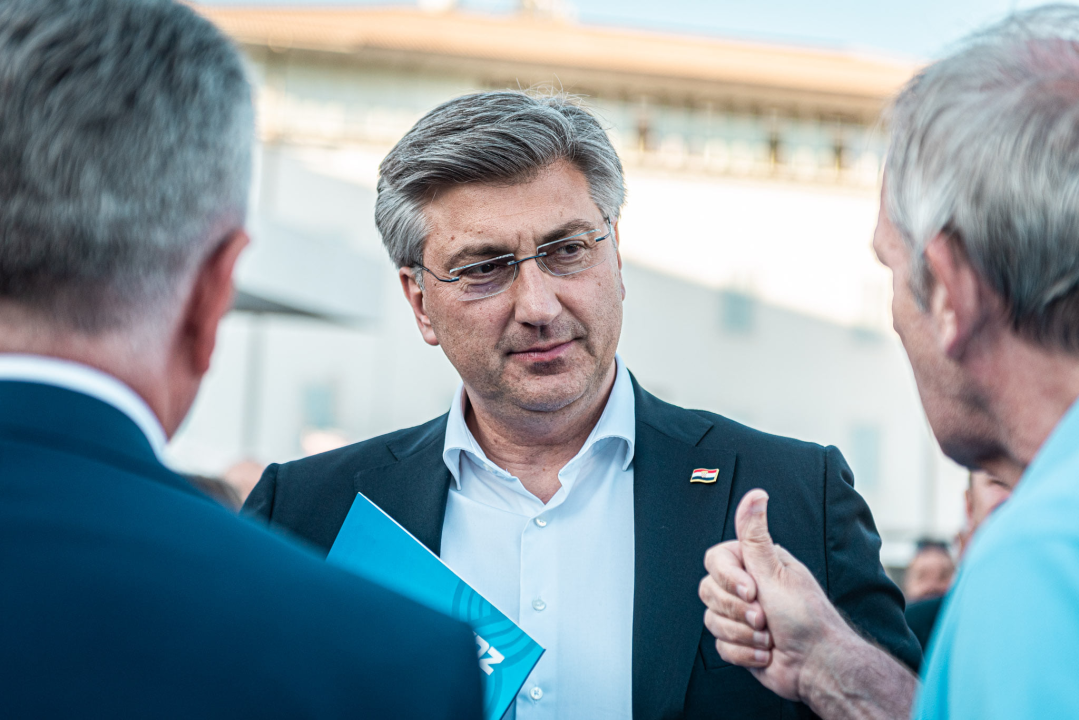 'Šibenik više ne zaostaje za Splitom i Zadrom, zato se u nedjelju ne povodite za praznim parolama jer one neće iznijeti nikakva čuda' 