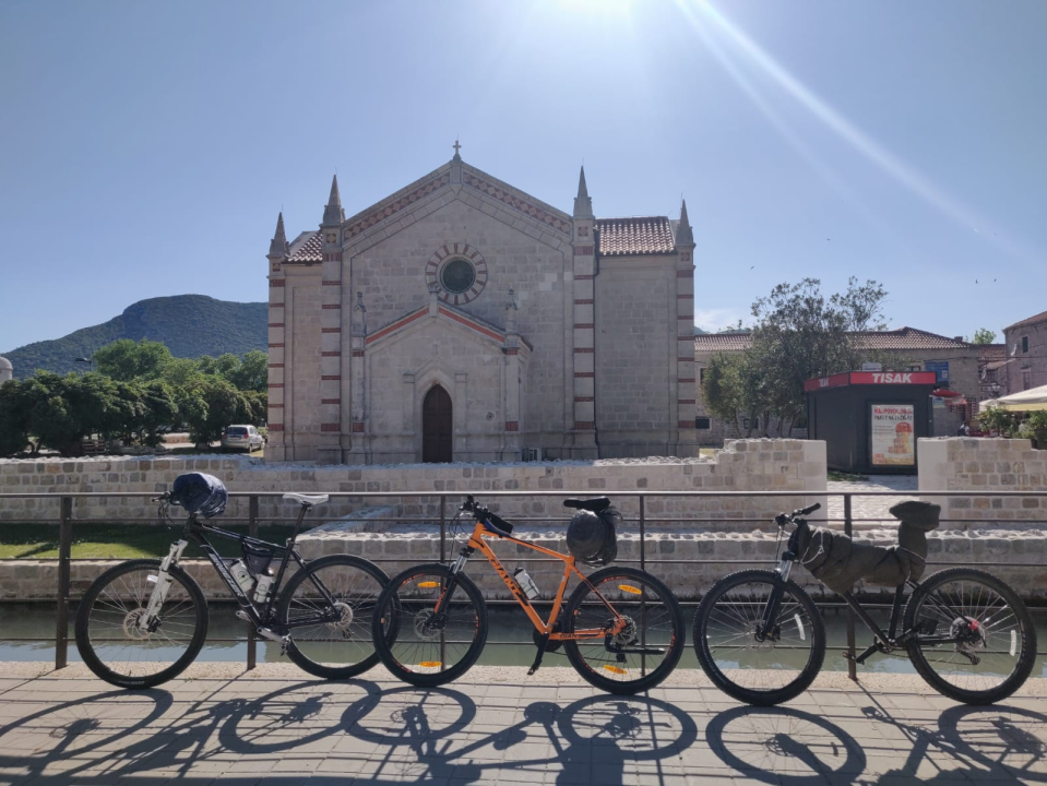 Tomislav, Stipe i Ivan odvozili 1000 kilometara od Savudrije do Prevlake za korisnike kninske udruge