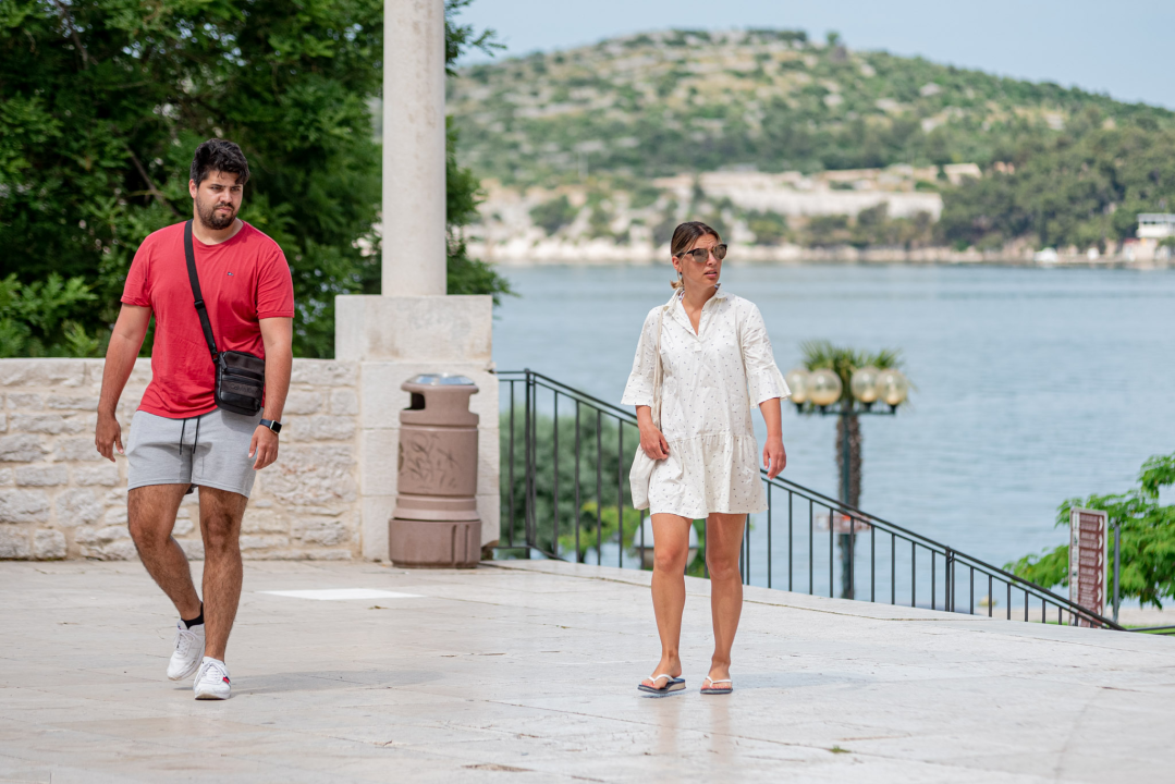 Trendi Šibenčanke zavladale ovotjednim đirom po gradu