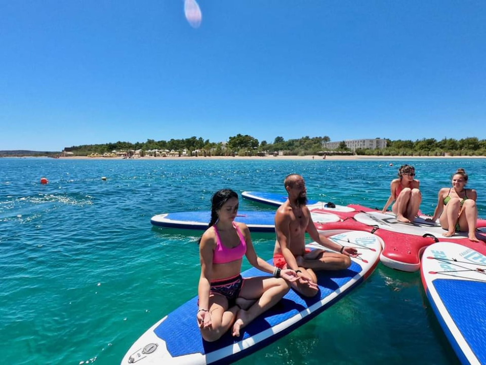 Ovo izgleda odlično! Ako želite isprobati jogu na moru, možete u nedjelju i to potpuno besplatno