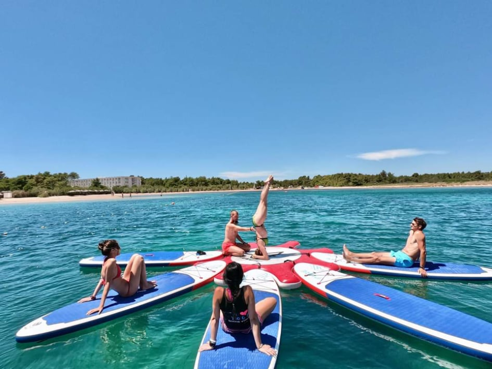 Ovo izgleda odlično! Ako želite isprobati jogu na moru, možete u nedjelju i to potpuno besplatno