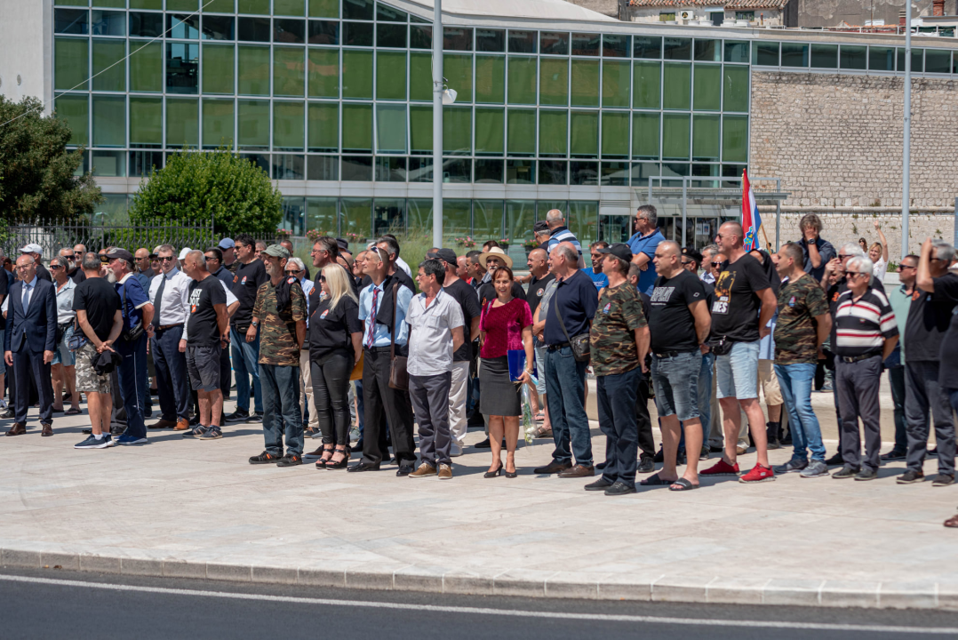 Svečano obilježena 30. obljetnica osnutka 113. brigade: 'Mi smo stvarali tebe i ti nas, do kraja života ostaješ u našim srcima' 