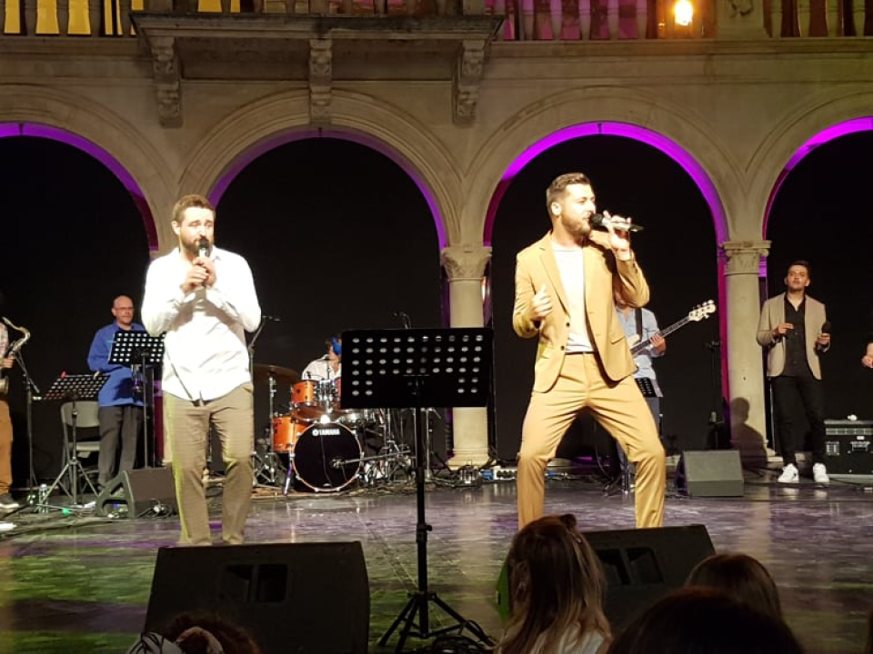 Ekipa iz A strane oduševila i djecu i roditelje: 'Ovi ljudi su vrhunski glazbenici, uživam ih slušati' 