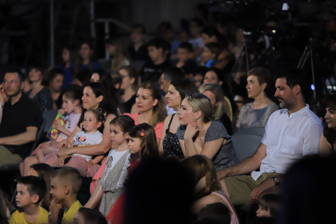 Zvijezde 'A strane' na Ljetnoj: 'Koncert je bio odličan, na kraju sam šmugnula'