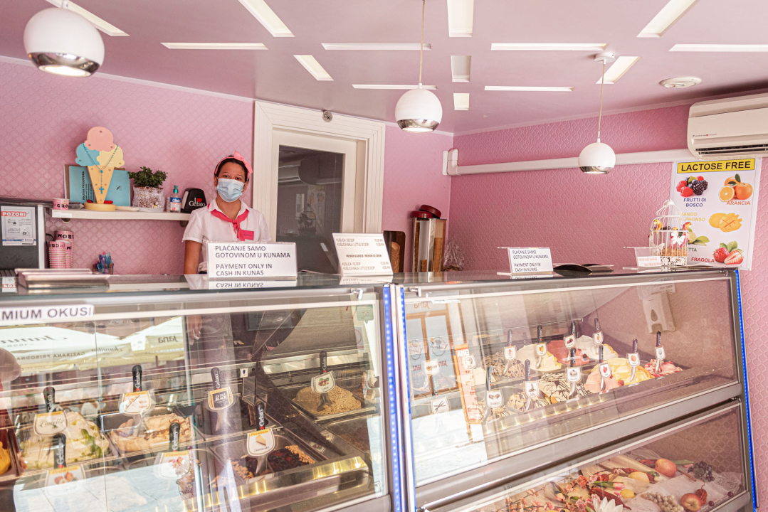 Isprobali smo najbolje sladolede u centru Šibenika! 
