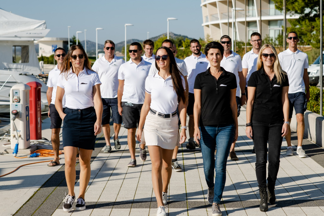 Splendid Yachting charter zapošljava čistače jahti!