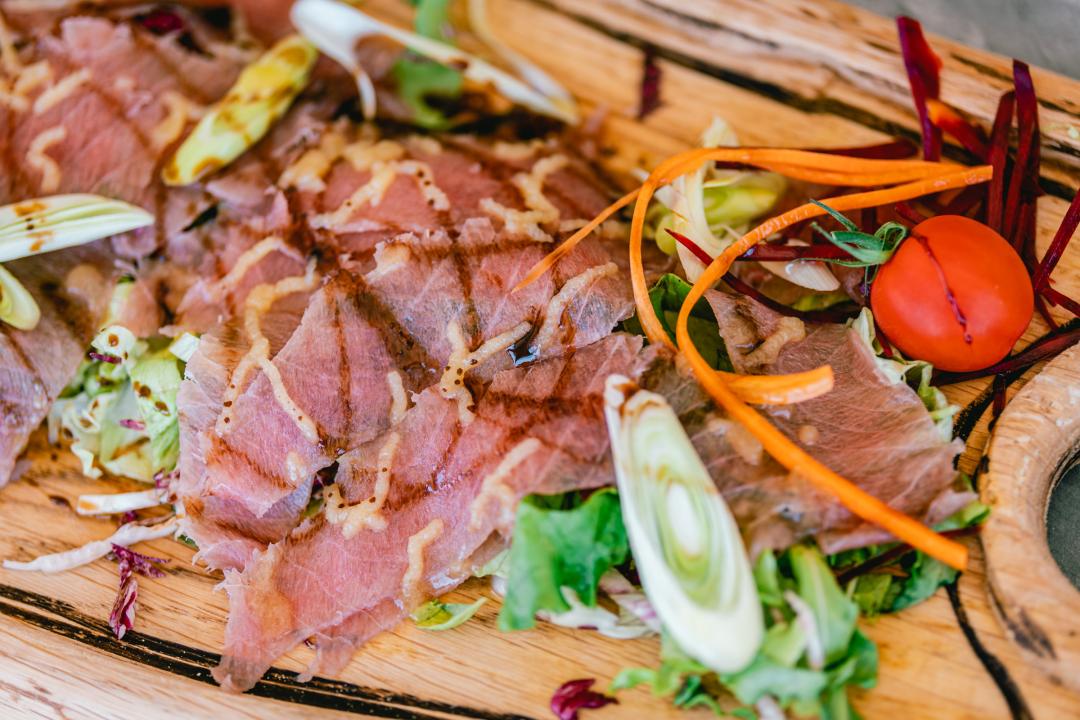 U tribunjskom restoranu Muring uživajte u vrhunskoj spizi uz pogled na staro mjesto! 