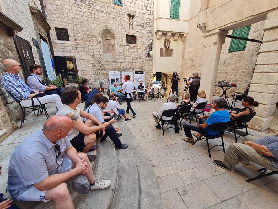  'Knjiga o Gabi': 'Predložak za mjuzikl i za film, ženska emocija i kronika vremena napisana s ljubavlju i strašću'