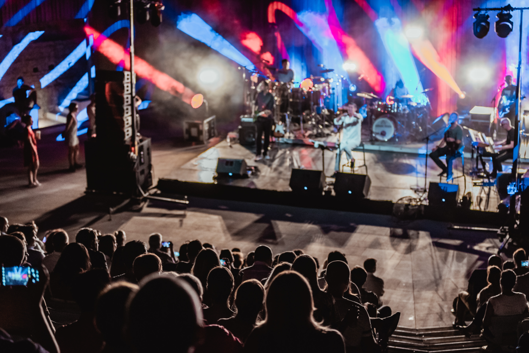 Massimo na Mihovilu kao Mišo, publika je uglas pjevala s rukama u zraku!