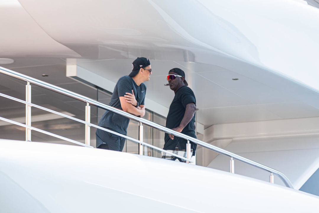 'Ostavite čovika na miru!' Nije on čovik, on je Michael Jordan: Evo još videa i fotki iz Šibenika