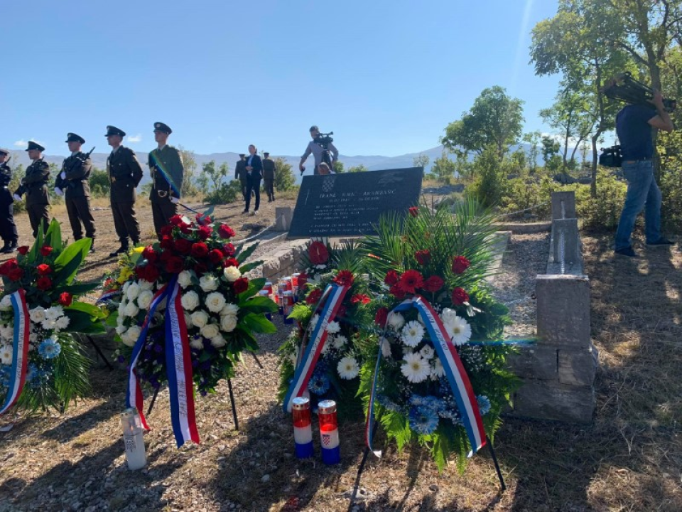 Održana komemoracija za žrtve Kijeva: Vijenac položio i župan Marko Jelić