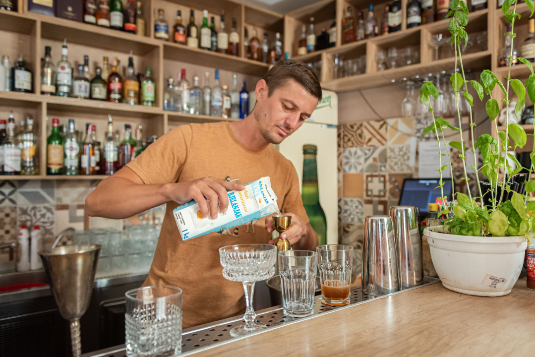 Omiljena mjesta za koktele u centru grada koja morate posjetiti!