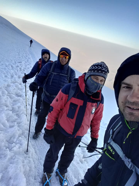 Osam šibenskih planinara popelo se na najviši vrh Turske, 5137 metara visok Ararat