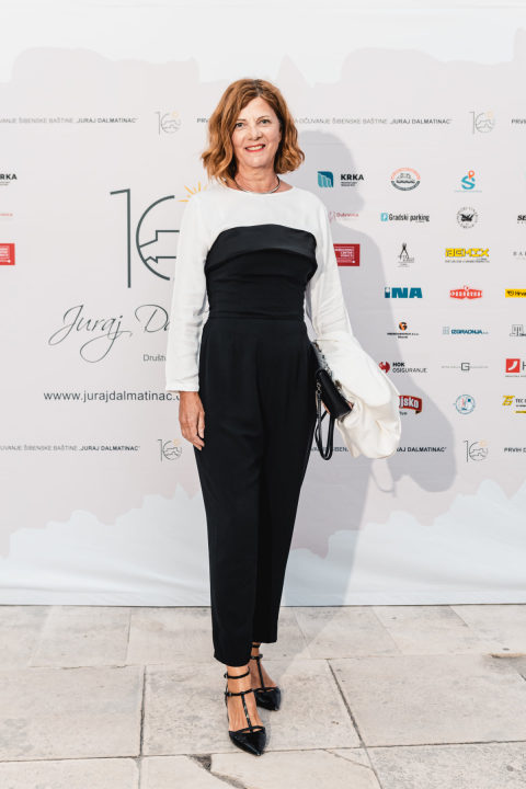 Proslava Društva Juraj Dalmatinac donijela dašak glamura: Birala se najbolja garderoba, poziralo se kao na modnoj pisti