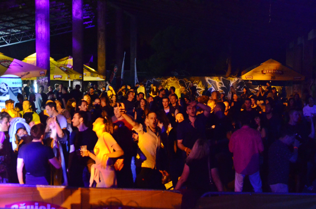 Sjajan nastup u Hali Šibenik: Urban i njegova četvorka oduševili Šibenčane, pogledajte kako je bilo 