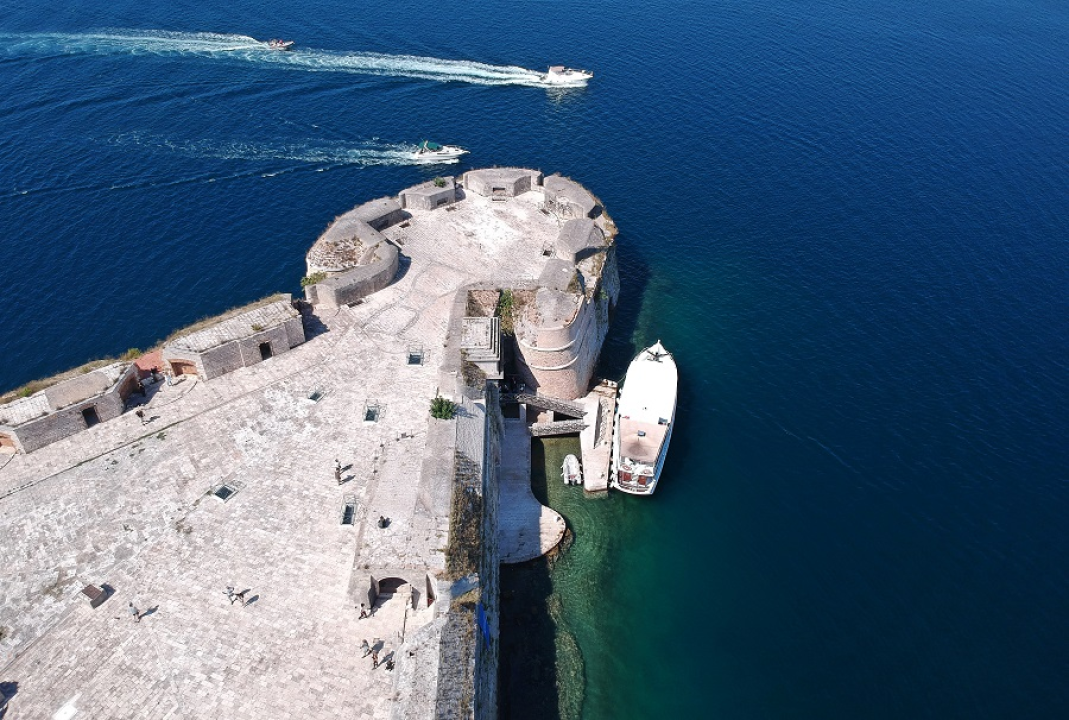 Otvorena izložba na sv. Nikoli: Razgledajte je na Dan grada, tri broda voze besplatno do utvrde u kanalu