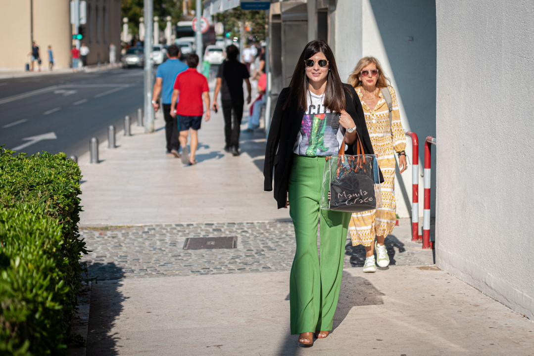 Vladarice modnog đira začinile sive, kišne dane šarenim modnim detaljima