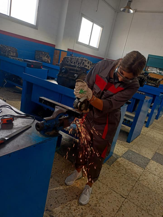 'Koraci u budućnost': Učenici Prometno-tehničke u Sevilli sastavili e-buggy vozilo