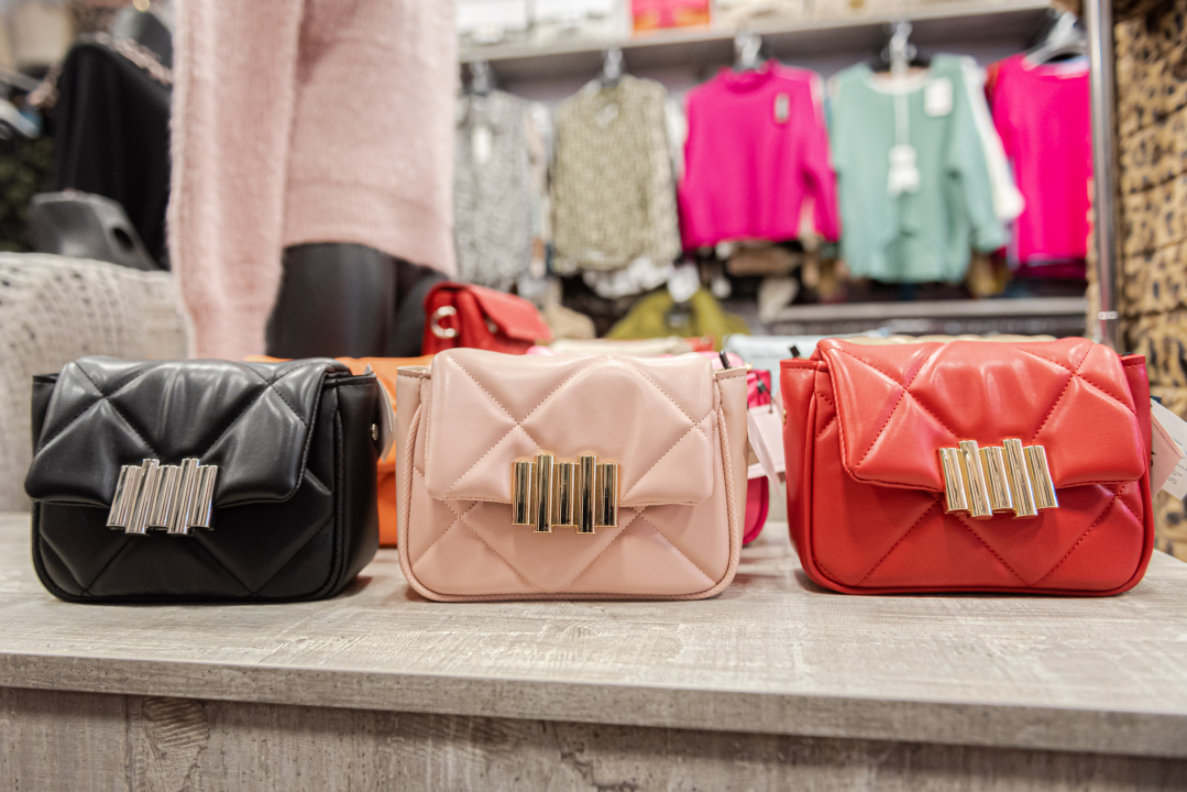 Omiljene torbice My Lovely Bag pronađite u butiku Cecily! 