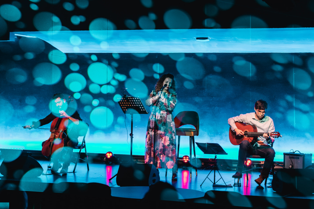 Kantautorica Luce na blagdan sv. Luce razveselila Šibenčane na koncertu u Arsenu