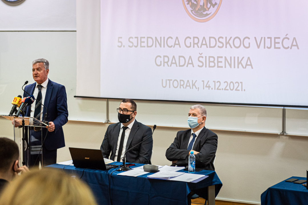 Evo o čemu su sve šibenski gradski vijećnici odlučivali na zadnjoj ovogodišnjoj sjednici 