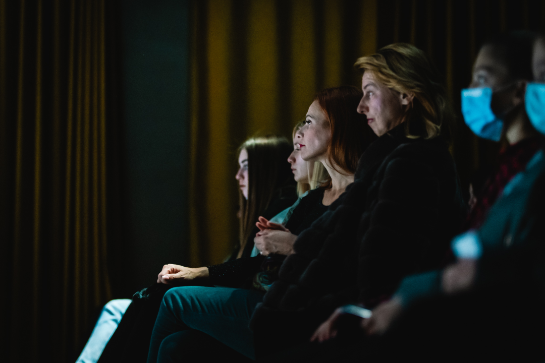 ‘Love will tear us apart’ u Arsenu: Vrhunski ples, vrhunska glazba i slučajni plesač iz publike