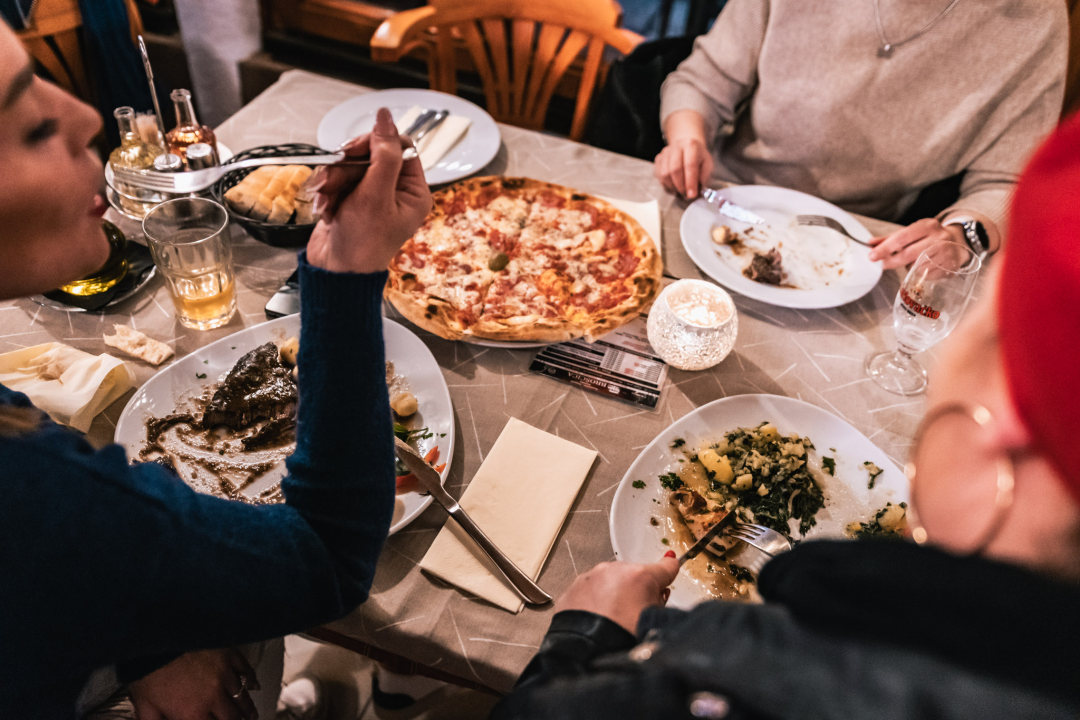 Osladite se vrhunskim delicijama iz konobe Brošćica u Tisnom!