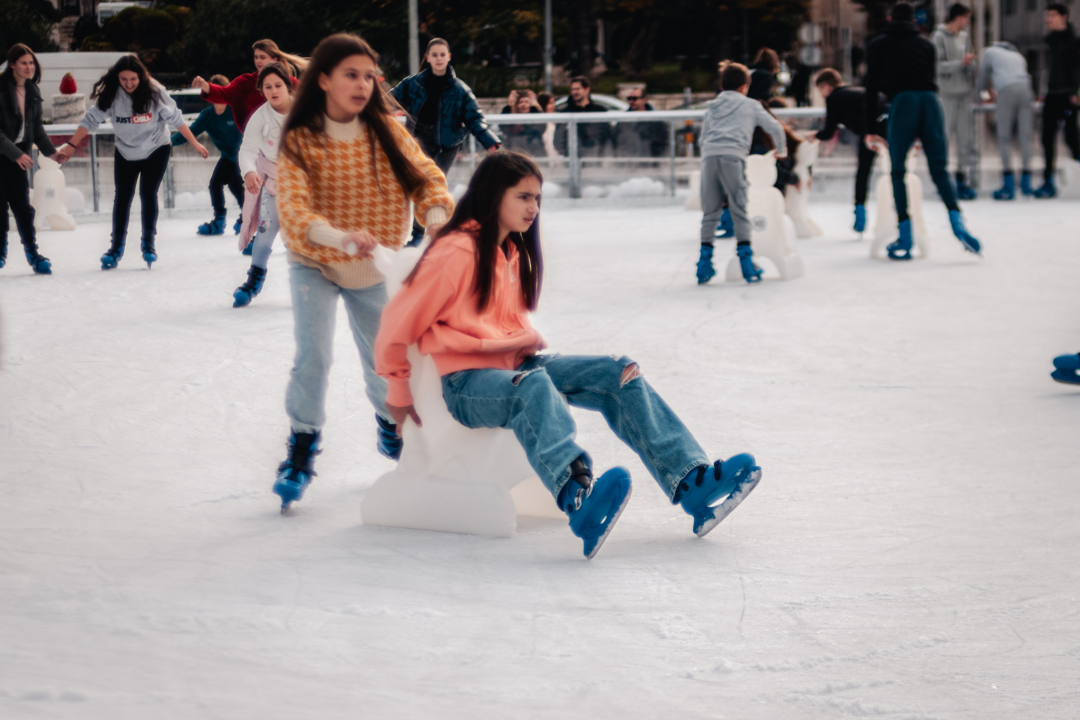 Vitićevo klizalište postalo omiljena jutarnja zabava šibenskih učenika