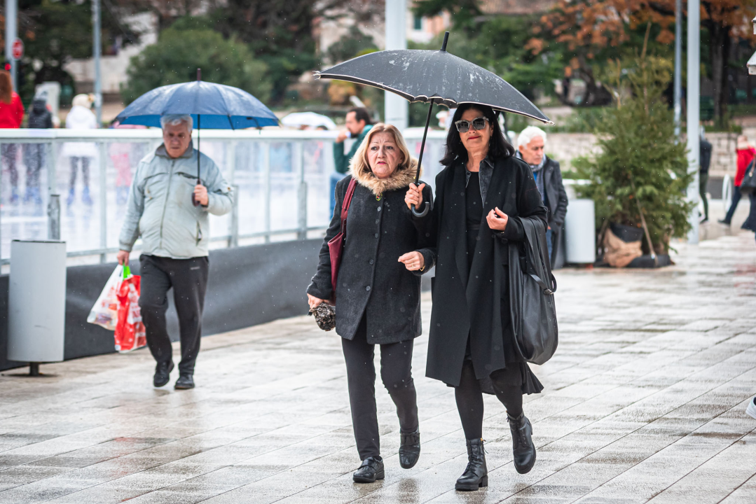 FOTO Đir po gradu, petak 24. prosinca