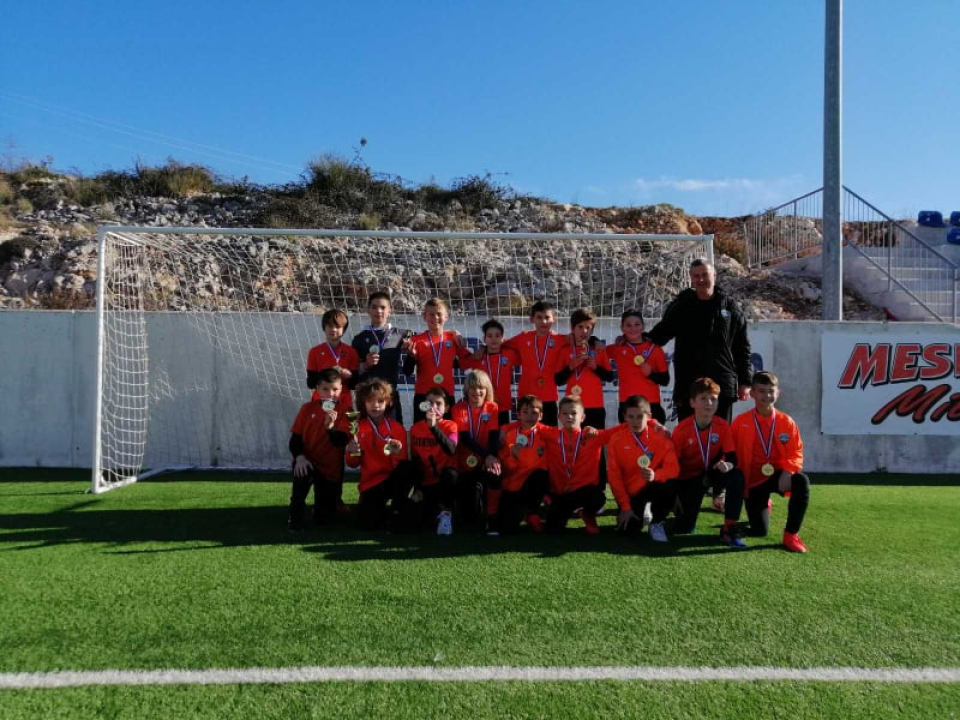 Proteklog tjedna održao se '17. Vodice Cup': Mladi nogometaši HNK Šibenika okitili se zlatnim medaljama 