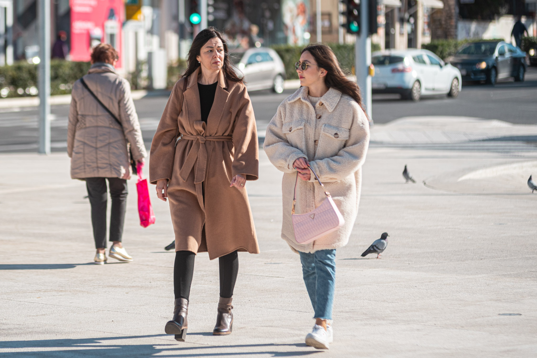 Ležerne kombinacije ovotjednih kraljica modnog đira u koje ćete se zaljubiti! 