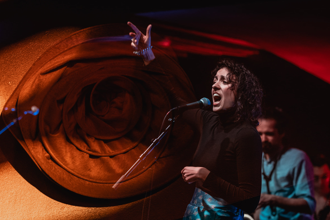 Zvijezda domaće alternativne scene Mary May zablistala u Arsenu