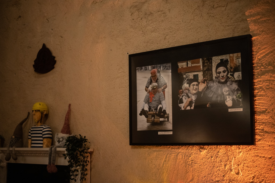 Sinoć u Azimutu otvorena izložba Foto kluba: 'Nadamo se da će se tradicija maškara vratiti u Šibenik'