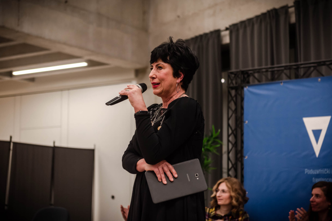 Profesorica violončela Vanja Bošnjak nova je 'Šibenska grandeca': Mladena Baran Jakelić ikona je stila 