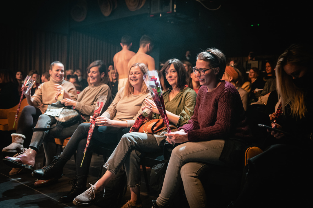 'Boys Boys Boys' sinoć u Arsenu: Šibenčanke uživale u ekspresivnom muškom plesu 